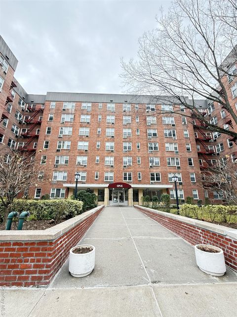 1 Sadore Lane 7Y Yonkers NY 10710