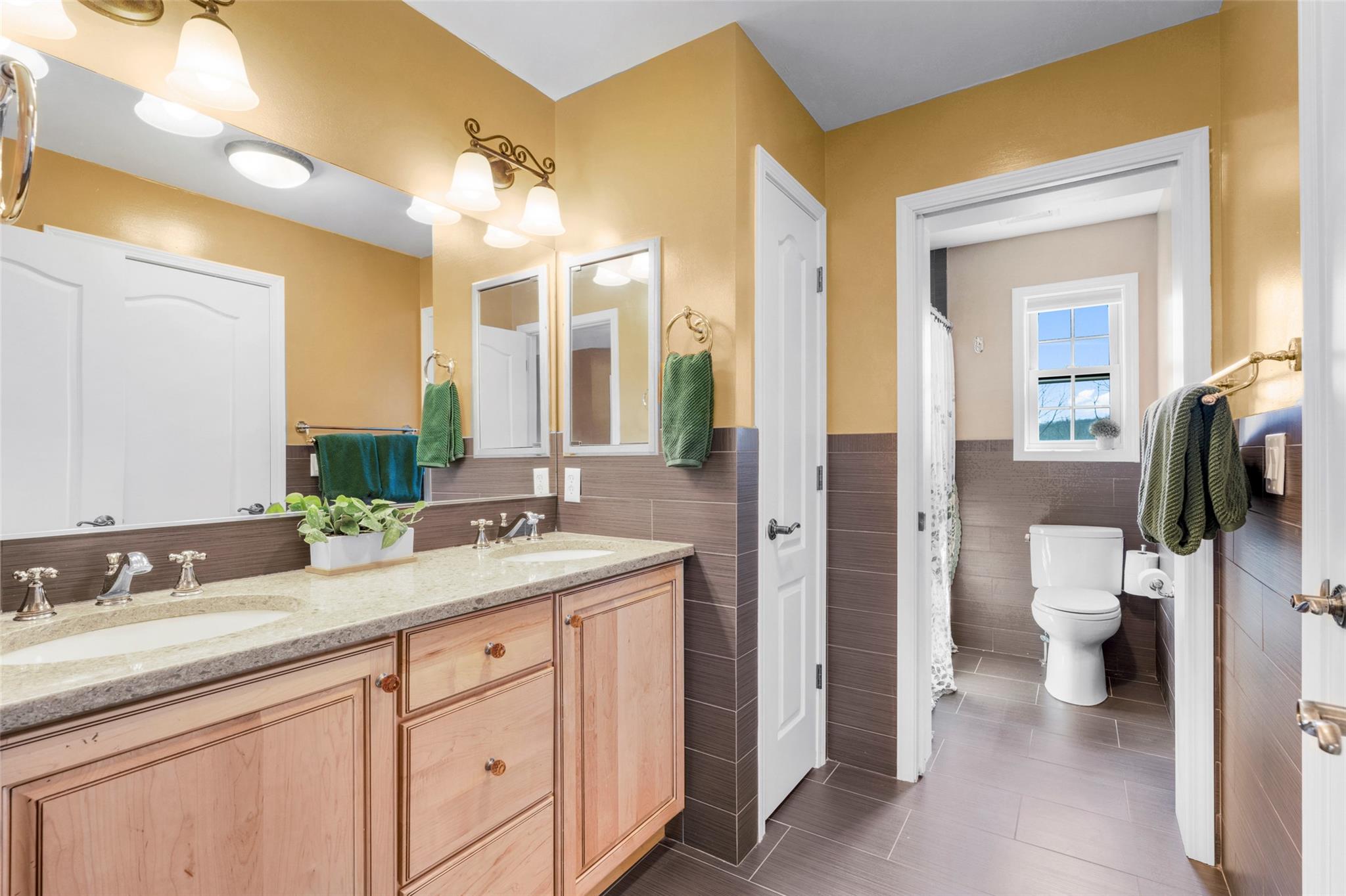 Wappingers Falls, New York 12590, United States, 4 Bedrooms Bedrooms, ,4 BathroomsBathrooms,Residential,Pending,102859