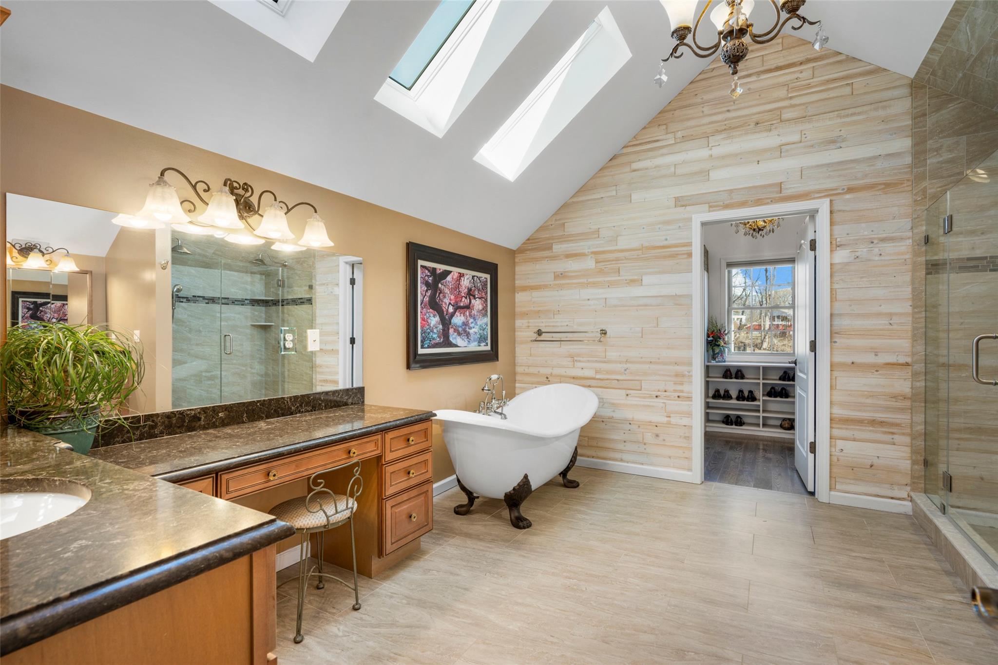 Wappingers Falls, New York 12590, United States, 4 Bedrooms Bedrooms, ,4 BathroomsBathrooms,Residential,Pending,102859