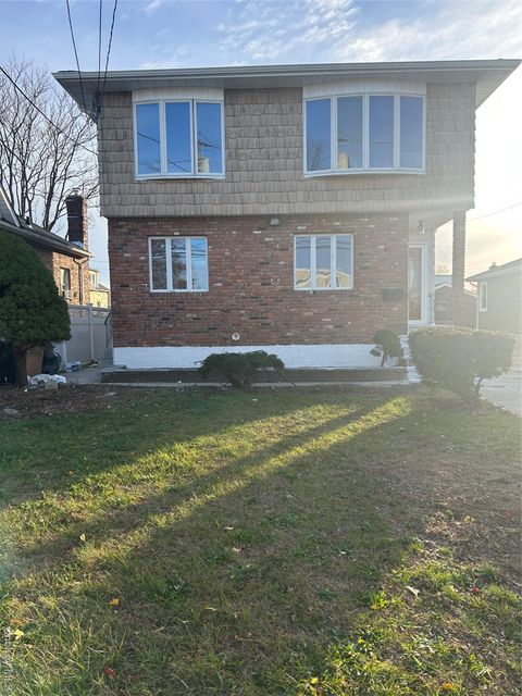 60 Saint Johns Avenue Valley Stream NY 11580