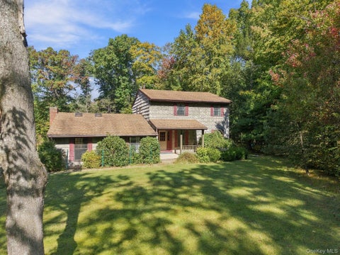 Photo of 155 Birchwood Drive, Pine Bush, NY 12566 (MLS # 1061316)