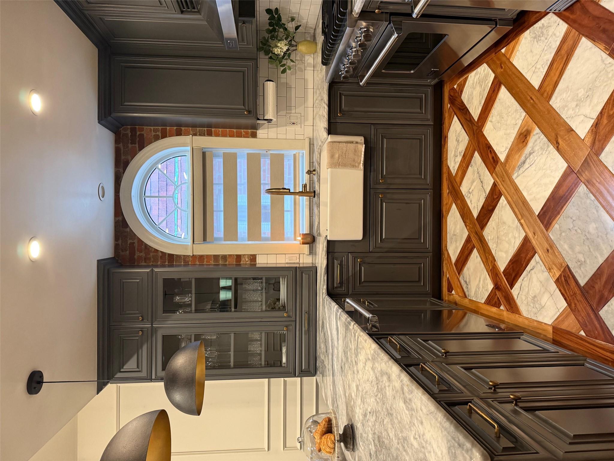 1821 Tenbroeck Avenue, Bronx, New York image 4