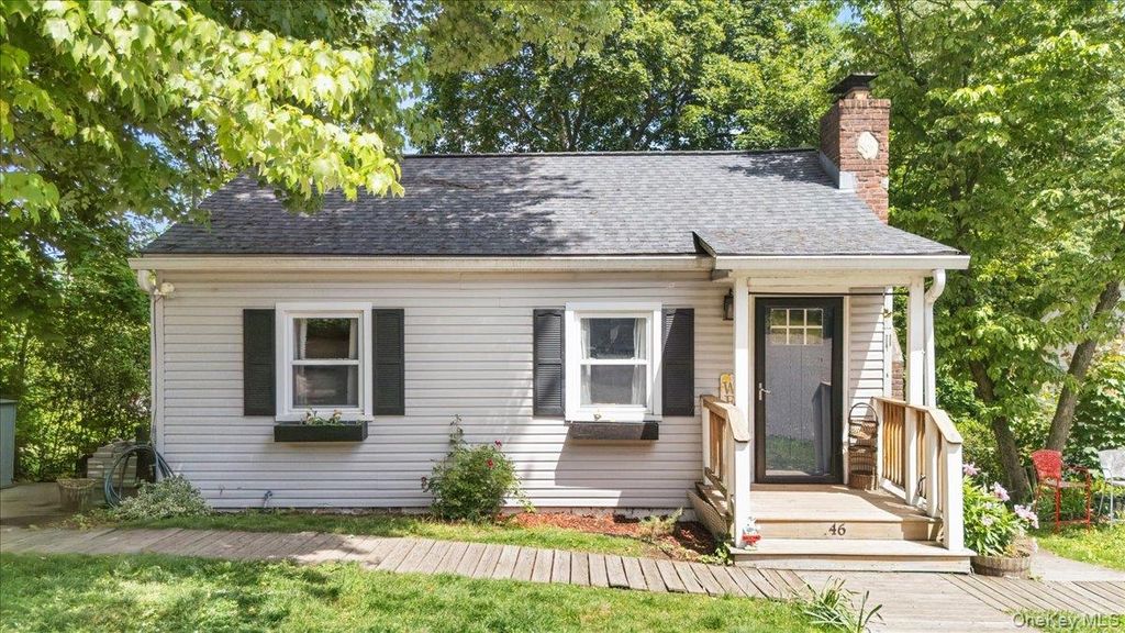 Photo of 46 Argyle Street, Lake Peekskill, NY 10537 (MLS # 1003929)