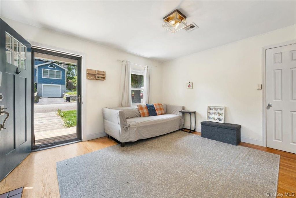 Photo of 46 Argyle Street, Lake Peekskill, NY 10537 (MLS # 1003929)