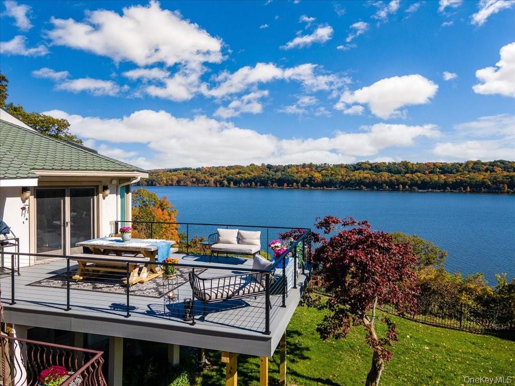 76 Floyd Ackert Road