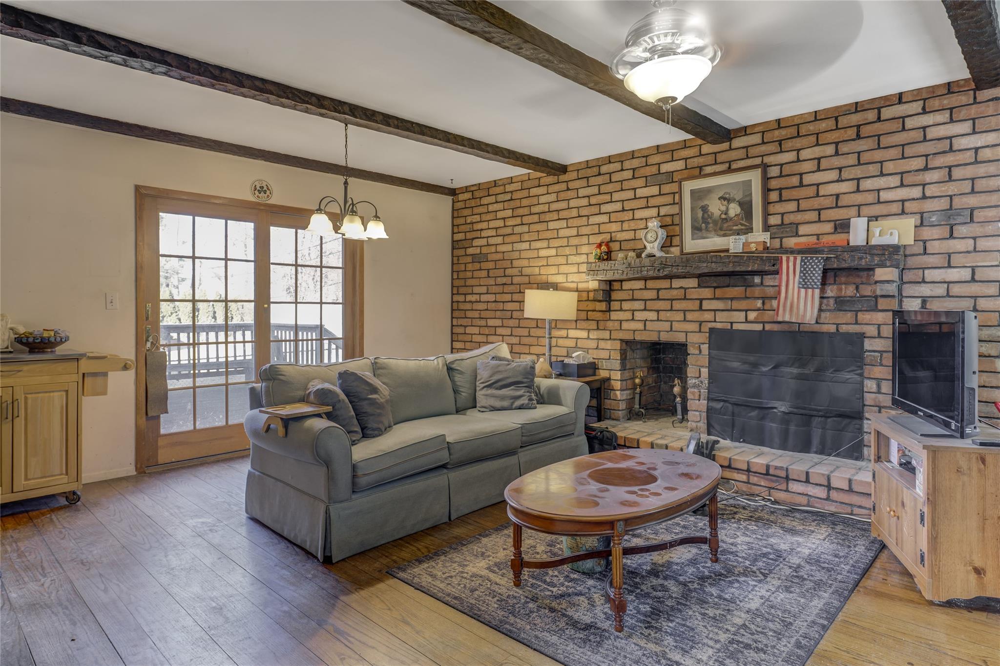 14 Terrace Court, Albertson, New York image 3