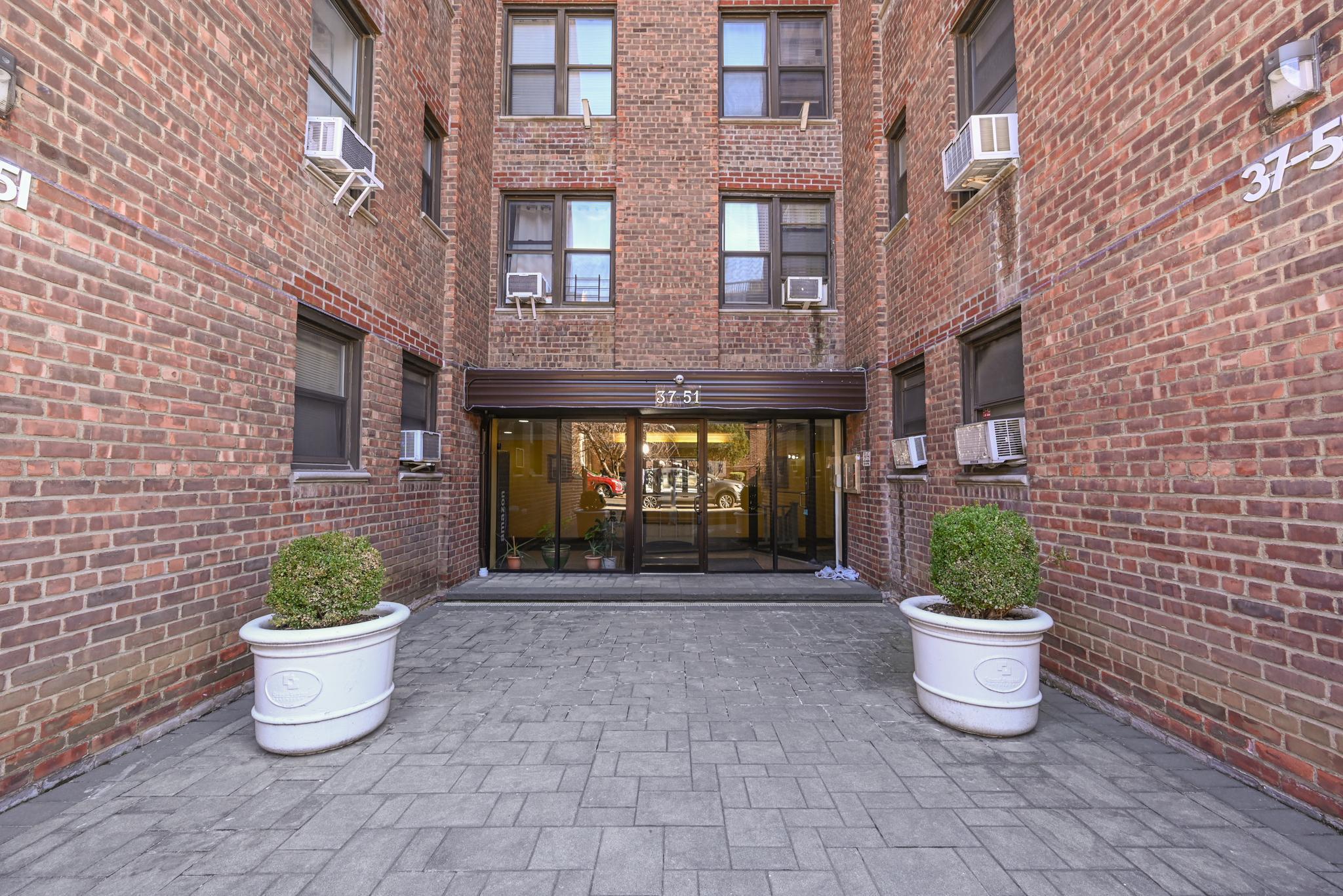 3751 86th Street #1L, Jackson Heights, New York image 4