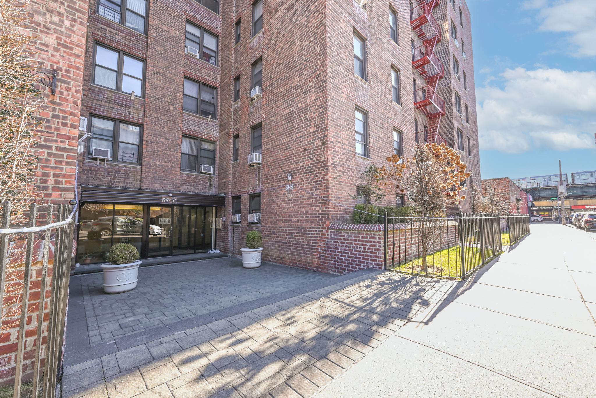 3751 86th Street #1L, Jackson Heights, New York image 5