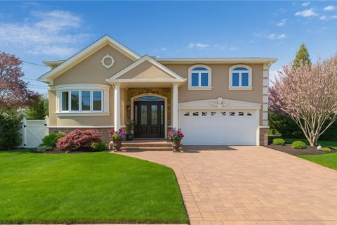 2035 Sans Avenue Merrick NY 11566