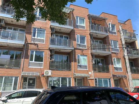 3222 137th Street Flushing NY 11354