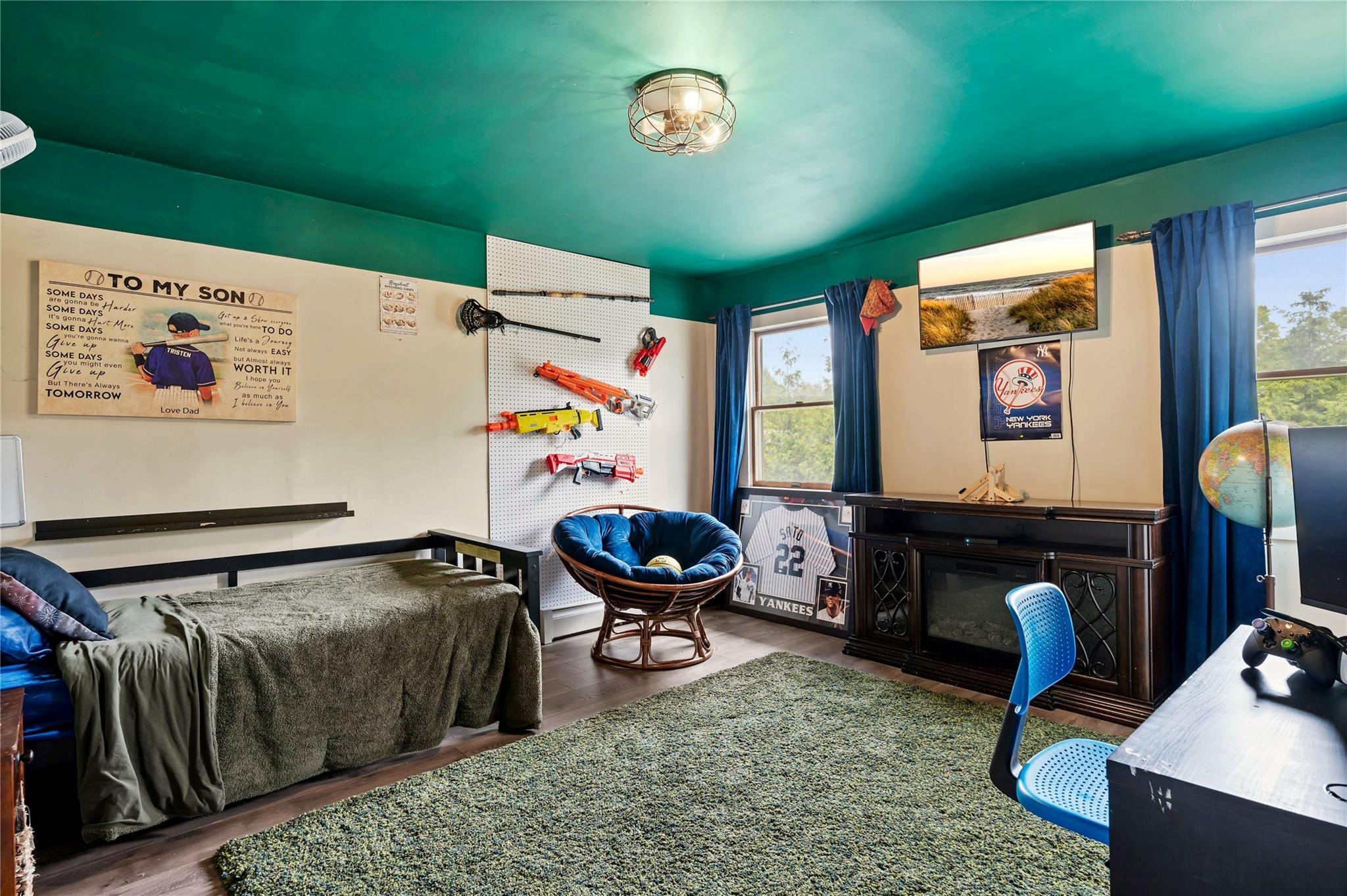127 Avenue D, Holbrook, New York image 15
