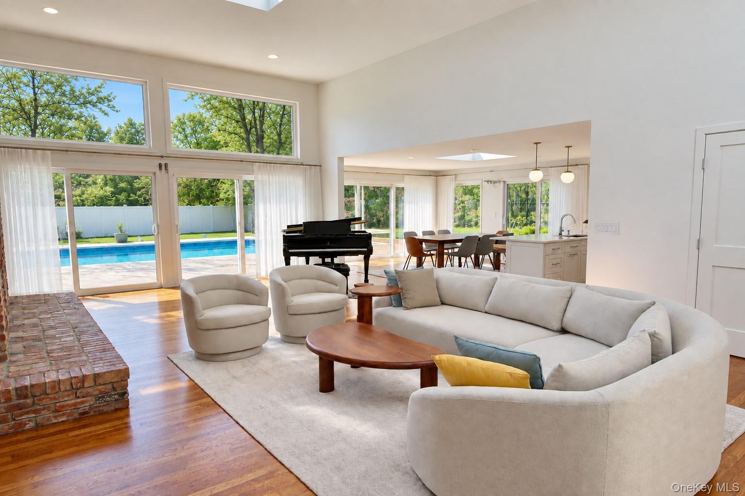 14 Woodland Lane