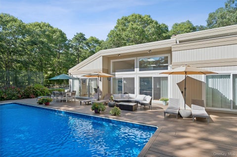 Homes For Rent - 14 Woodland Lane<br/> Suffolk County, Quogue, NY 11959