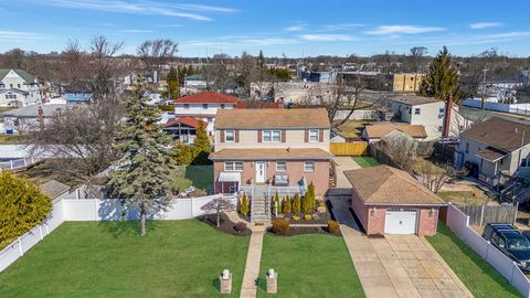 9 Paine Street, Babylon, NY 11757 - MLS#: 840901