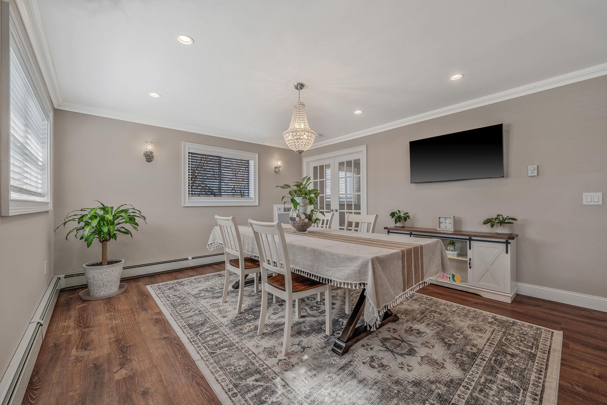 9 Paine Street, Lindenhurst, New York image 14