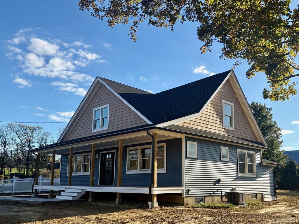 Photo of 3 Little York Rd, Pine Island, NY 10990 (MLS # 922947)