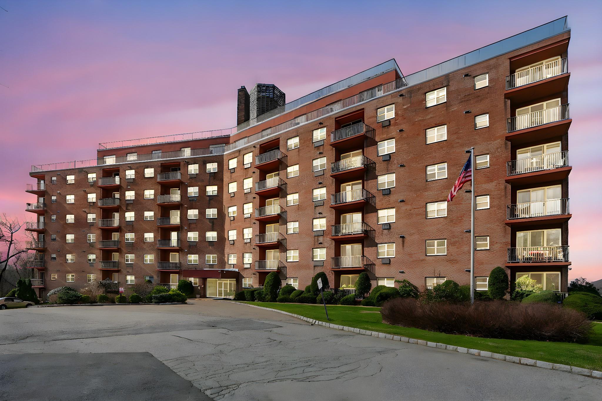 1 Lakeview Drive #1-R, Peekskill, New York image 2