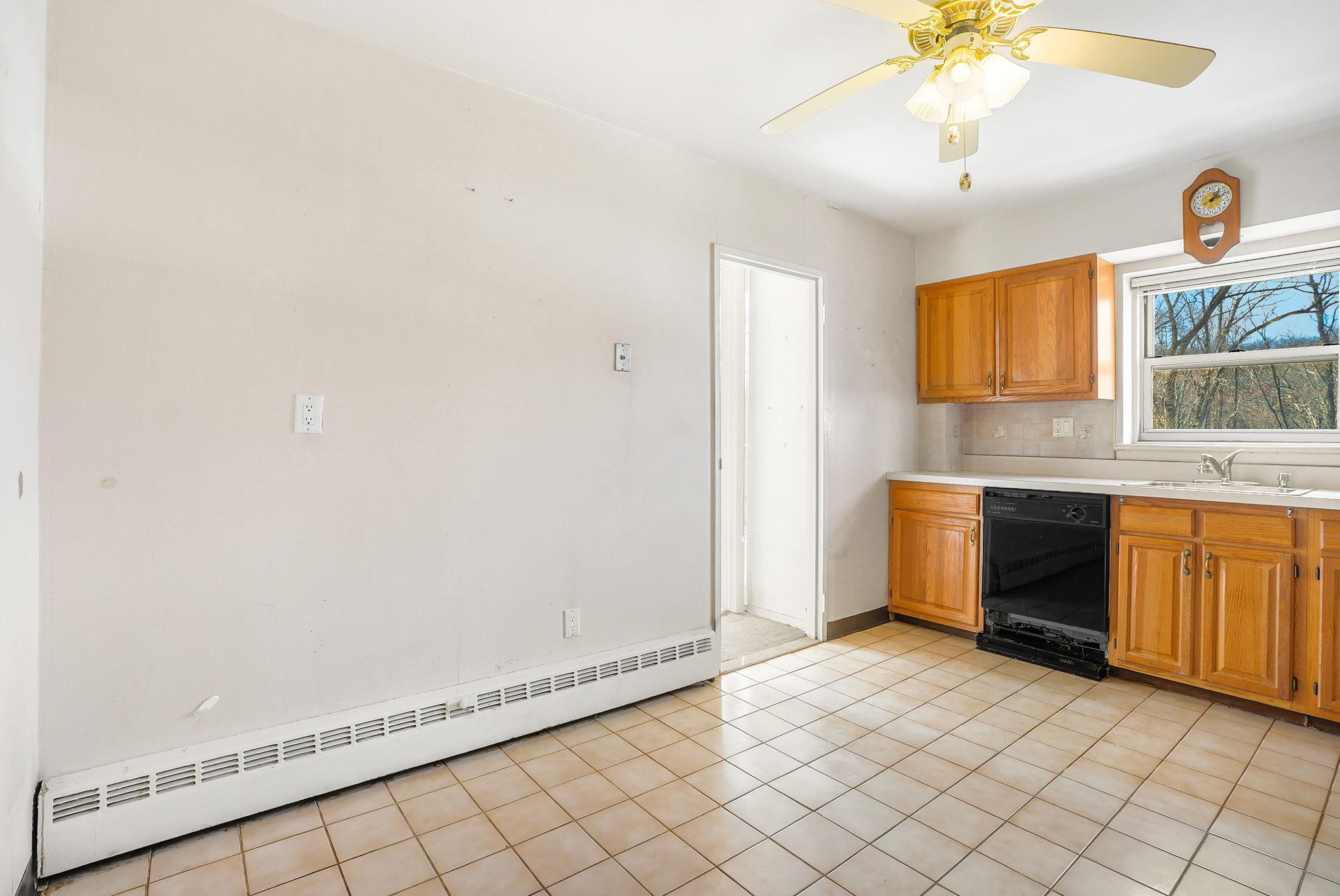 1 Lakeview Drive #1-R, Peekskill, New York image 13