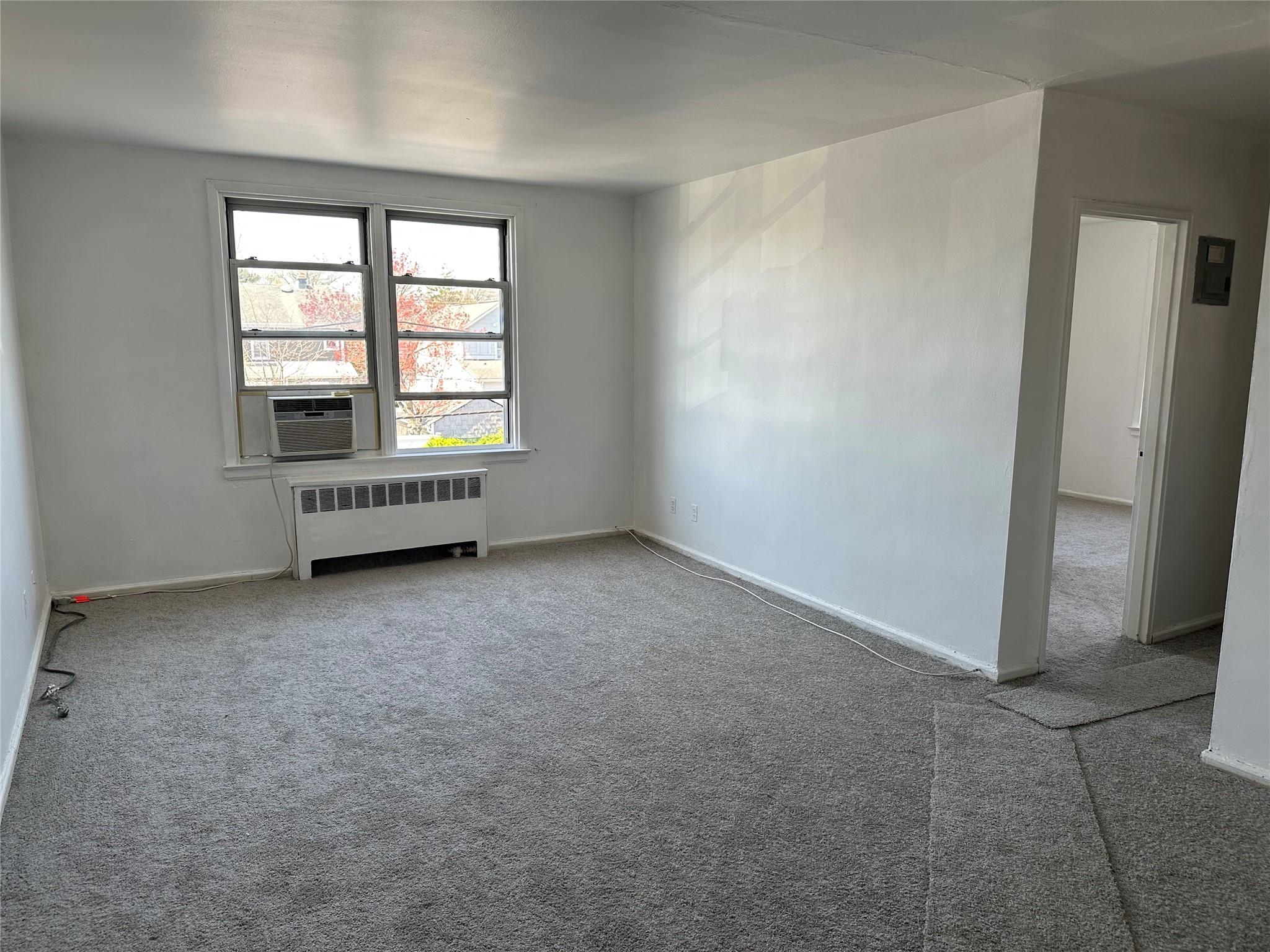 74 Gibson Boulevard #2D, Valley Stream, New York image 3