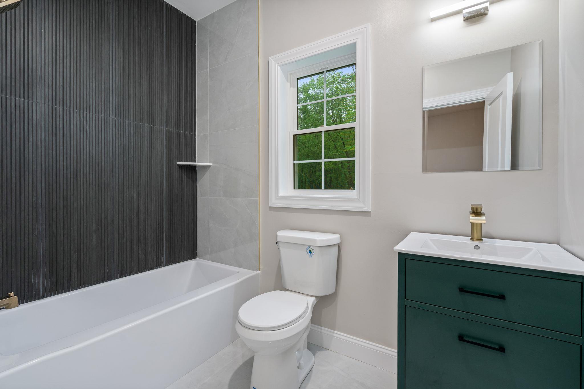 94 Fair Oaks Road, Middletown, New York image 10