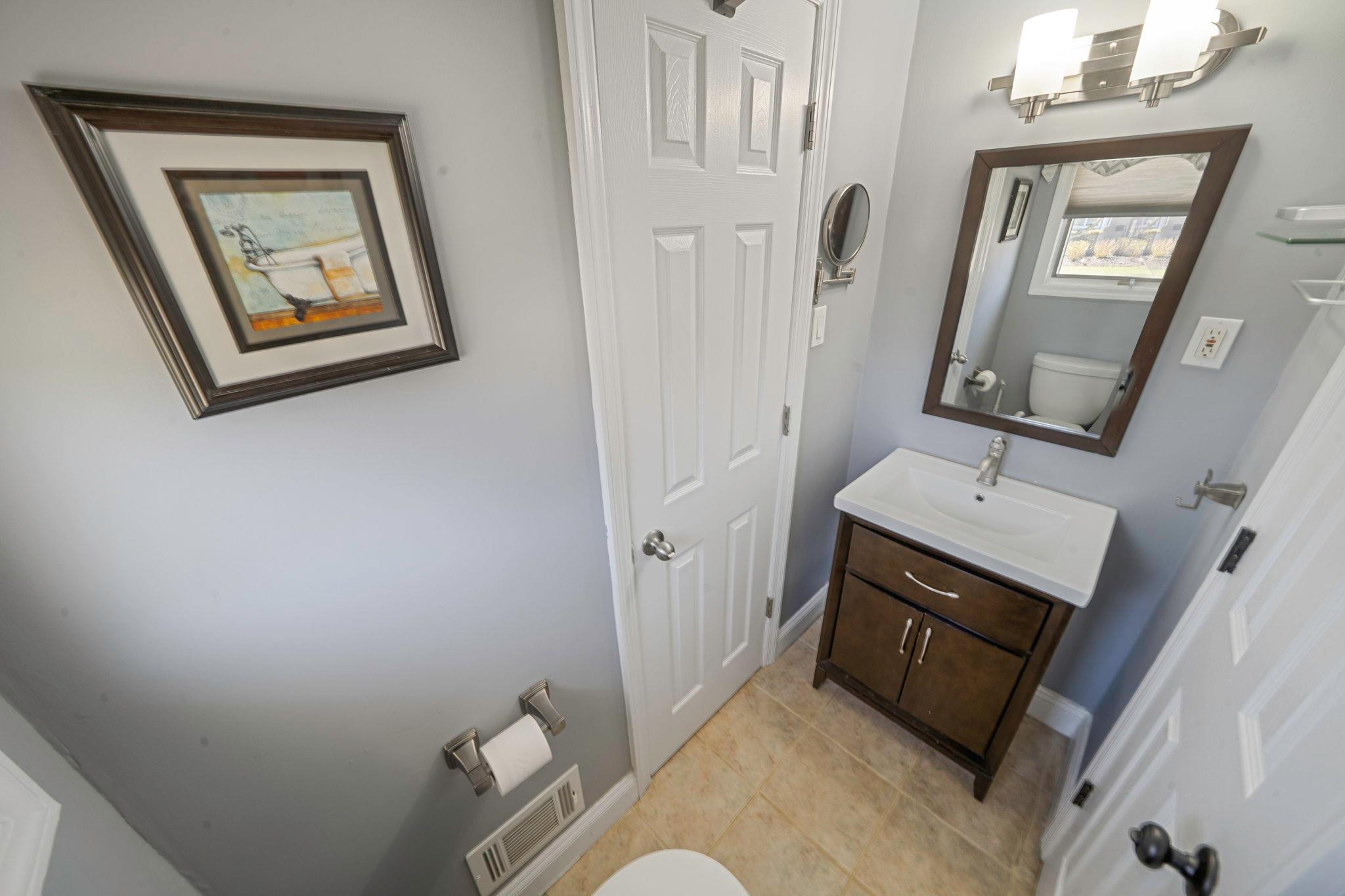 32 Fuller Street, Dix Hills, Florida image 20