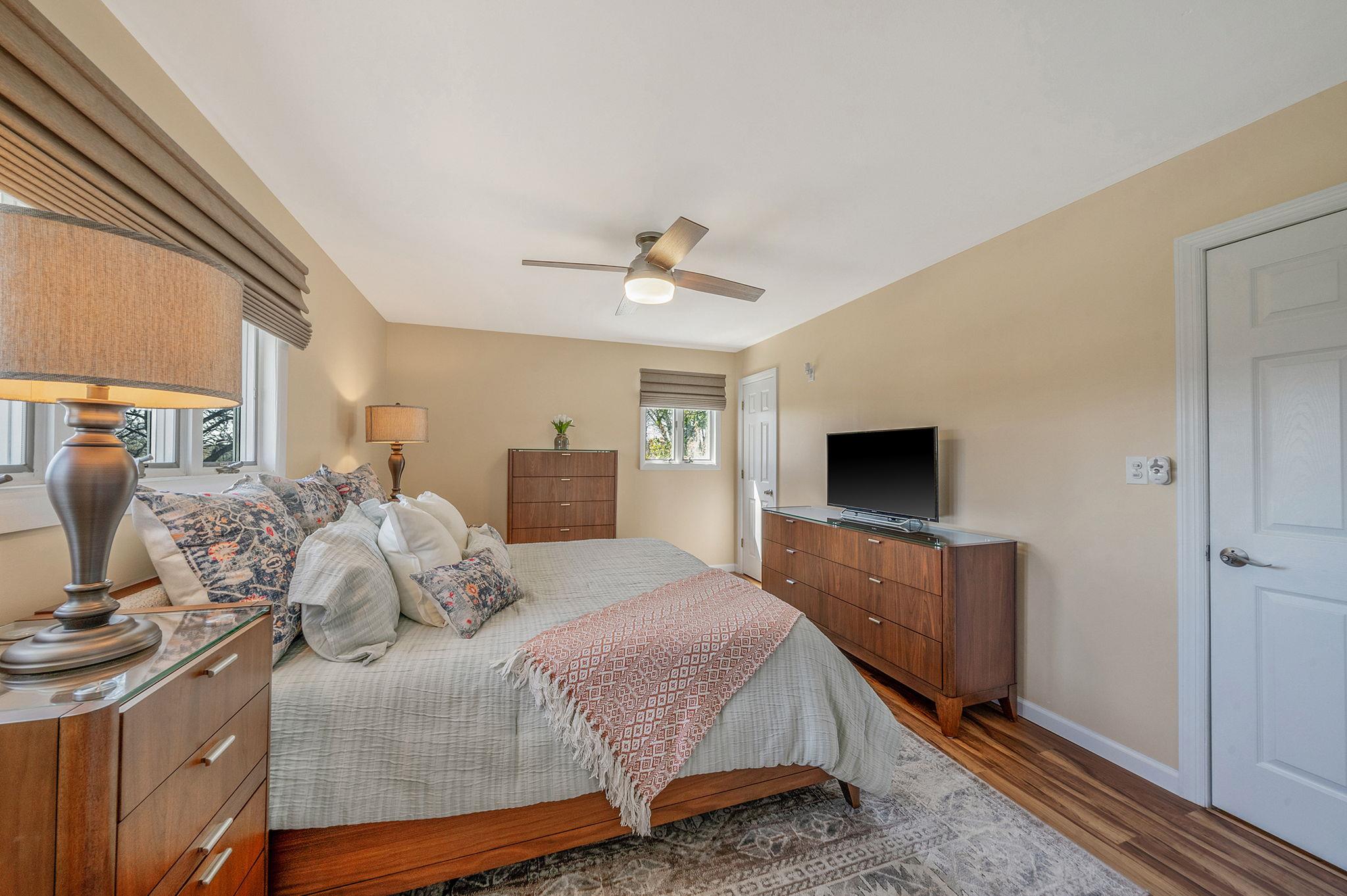 32 Fuller Street, Dix Hills, Florida image 19