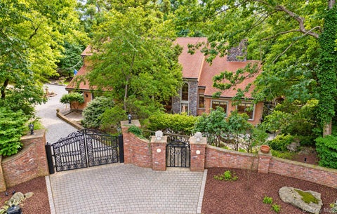 Photo of 5 Constance Court, East Setauket, NY 11733 (MLS # 1065487)