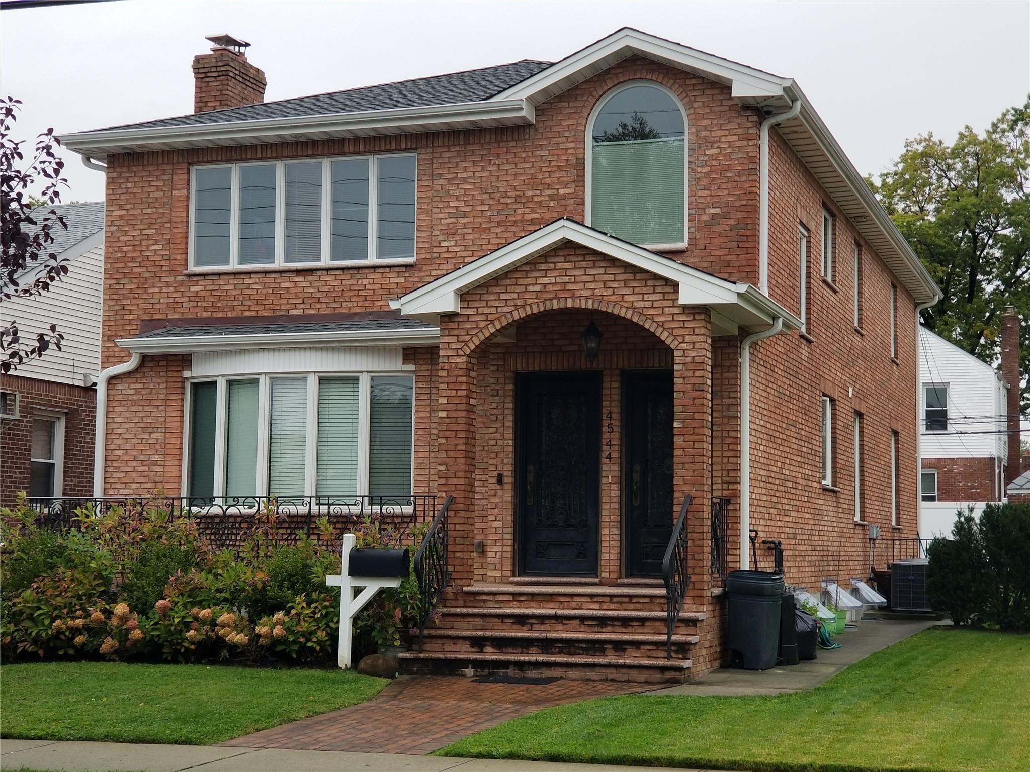 Property for Sale at E 189 Street, Flushing, Queens, NY - Bedrooms: 6 
Bathrooms: 4  - $1,990,000