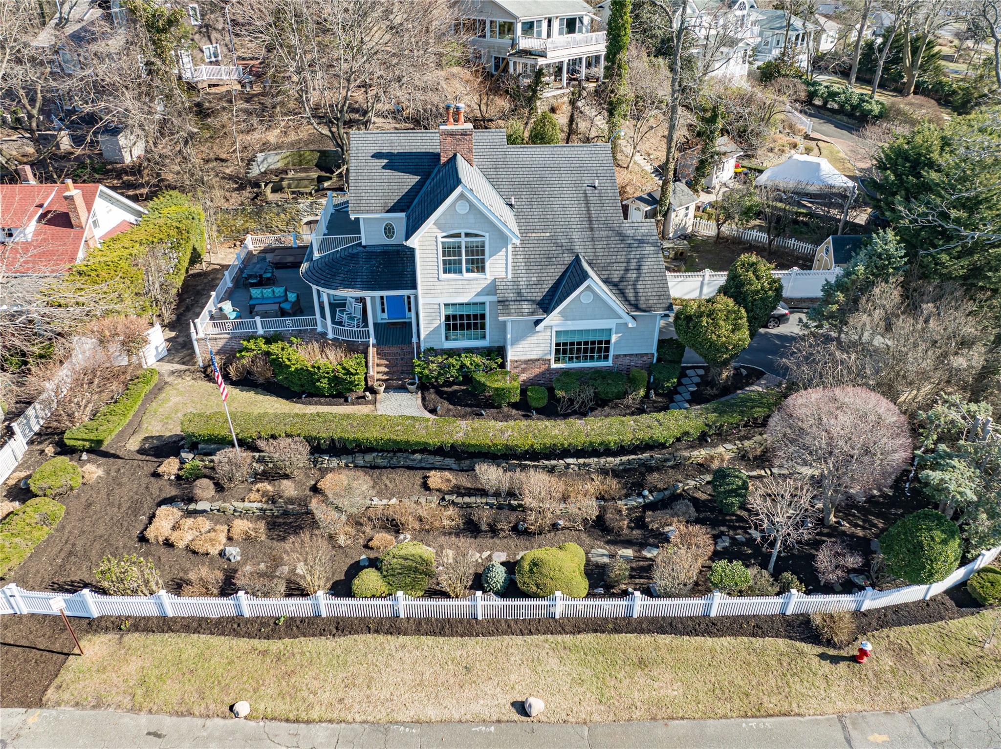 47 Shore Road, Stony Brook, New York image 1