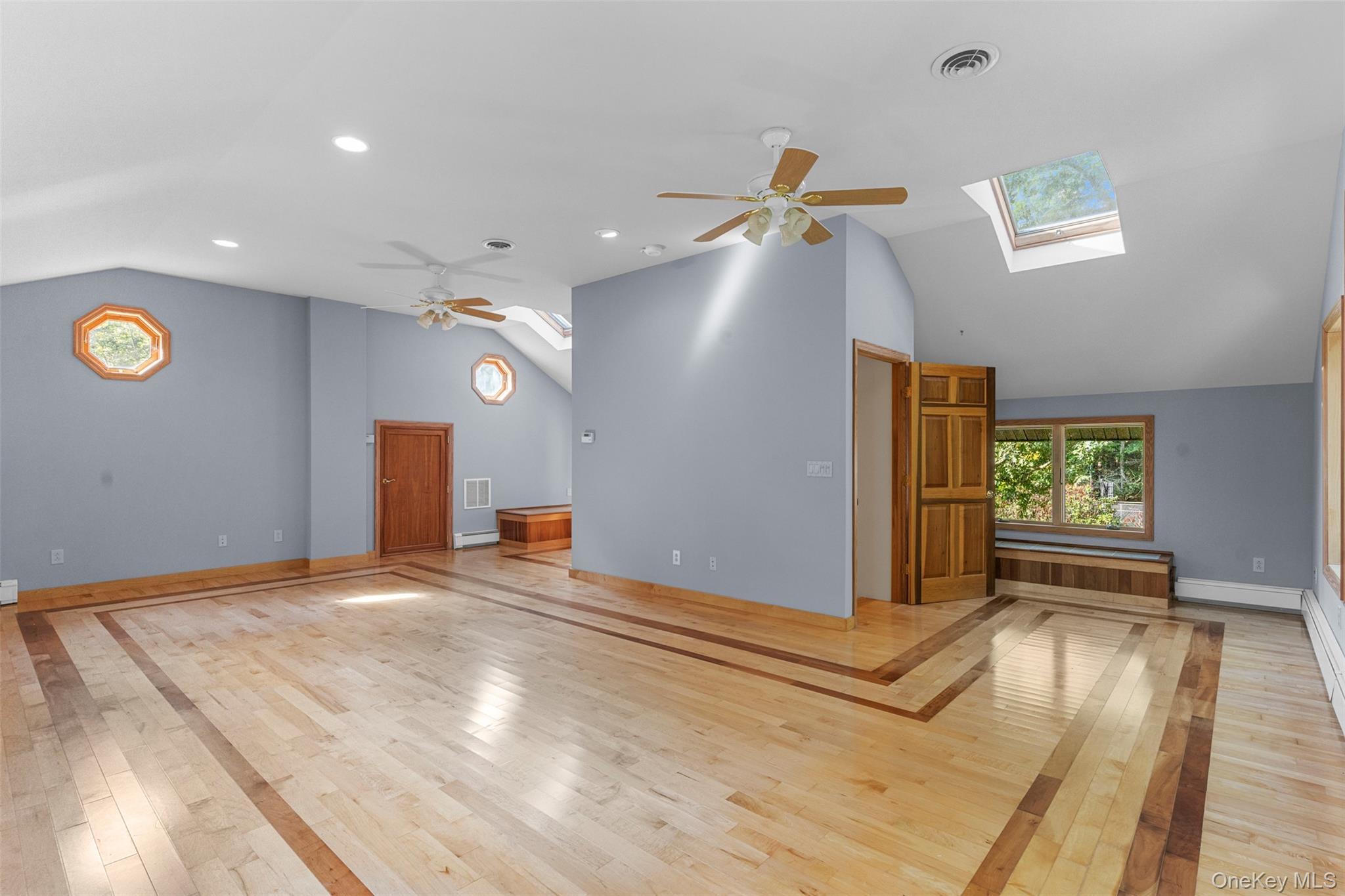 Woodstock, New York 12498, United States, 3 Bedrooms Bedrooms, ,2 BathroomsBathrooms,Residential,Active,193591