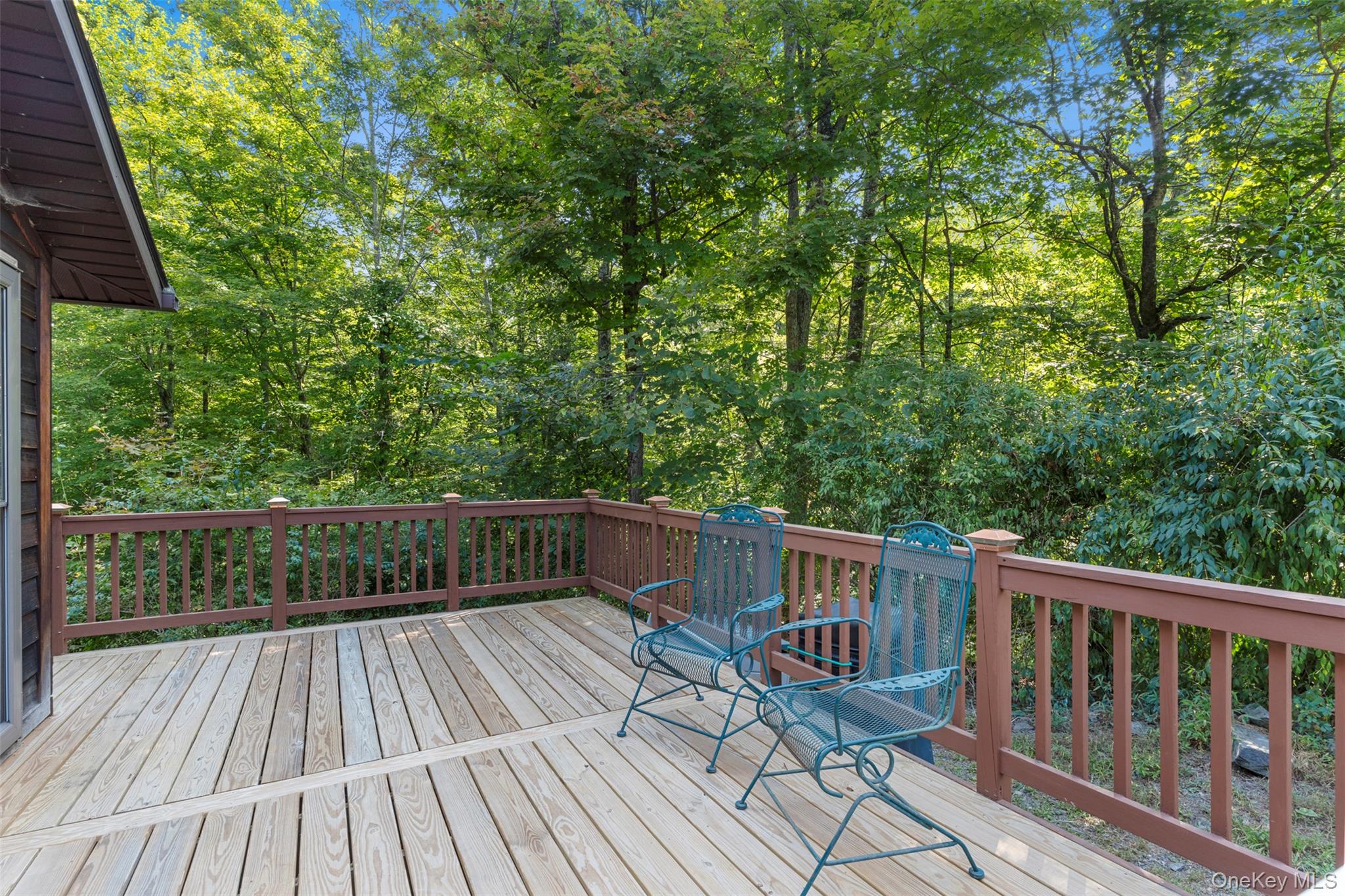 Woodstock, New York 12498, United States, 3 Bedrooms Bedrooms, ,2 BathroomsBathrooms,Residential,Active,193591