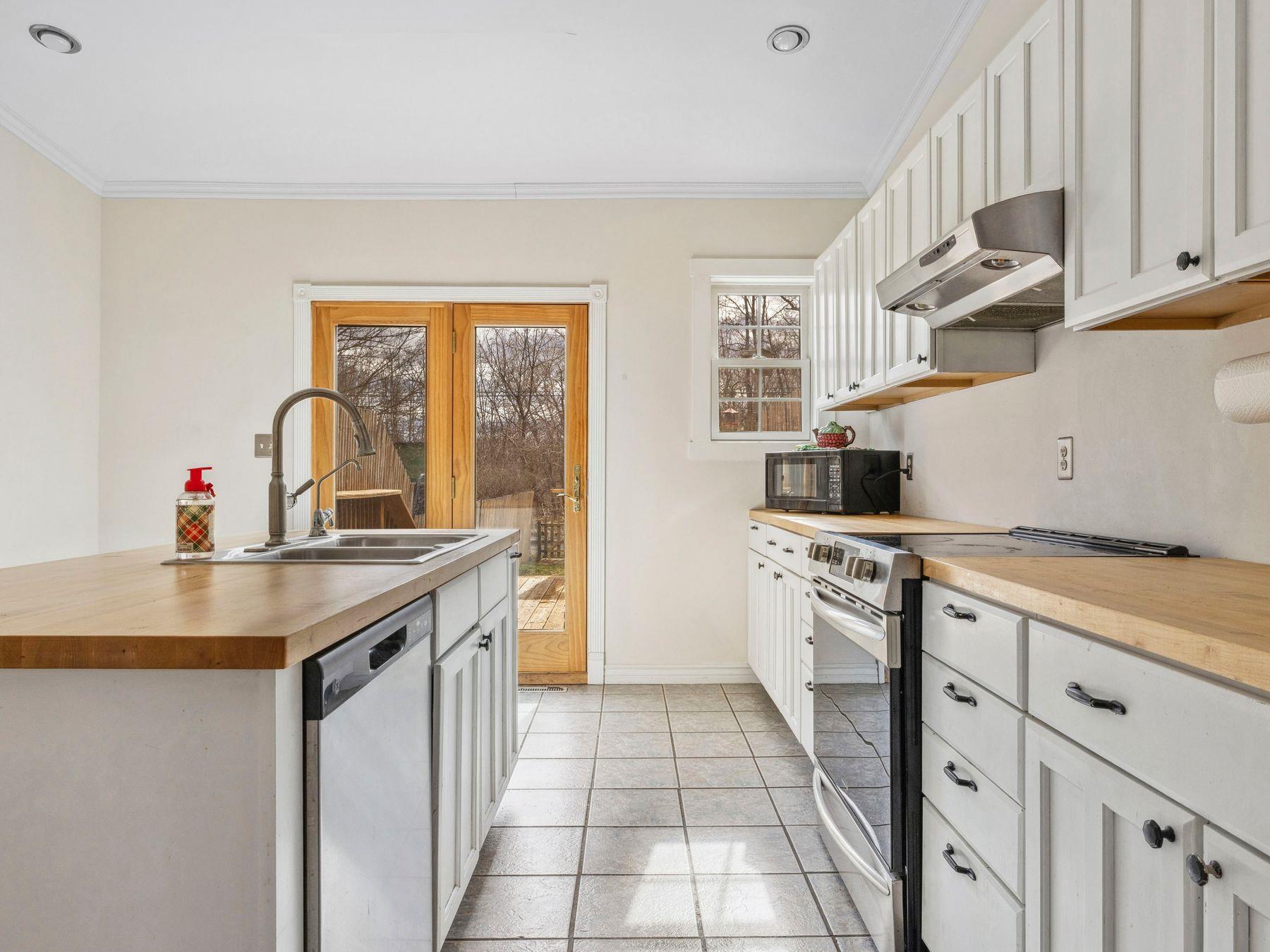 27 Brick Street, Athens, New York image 6
