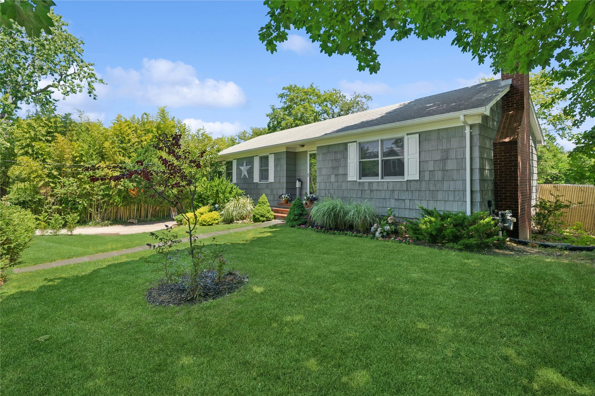 46 Bayview Avenue