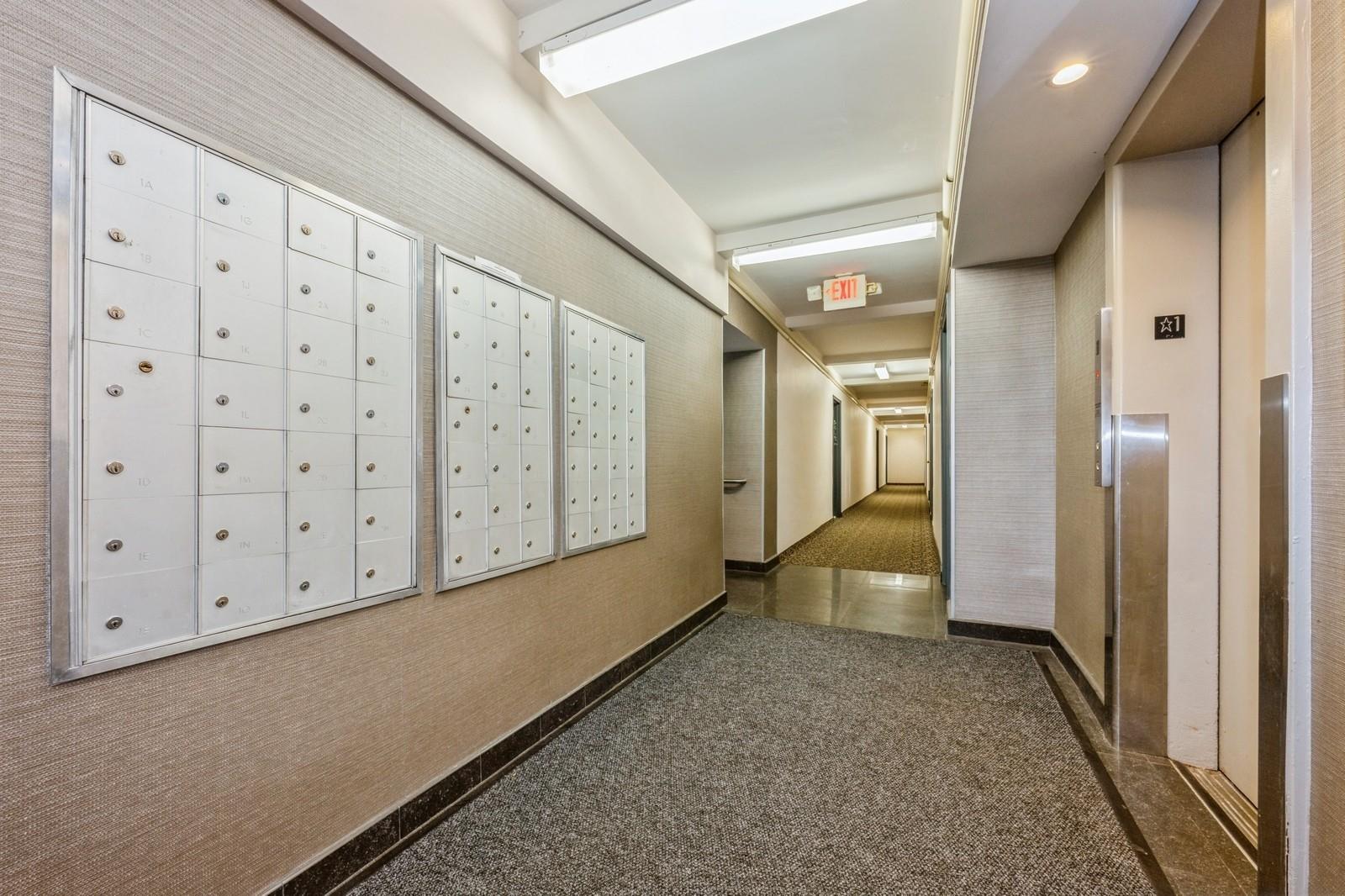 3 Birchwood Court #4F, Mineola, New York image 26