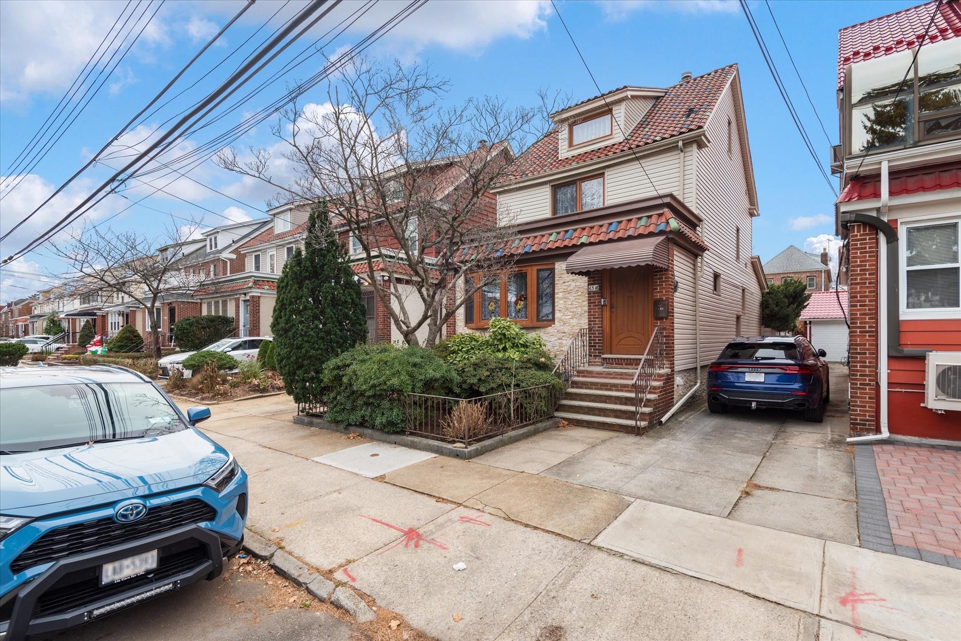 63-16 84th Place, Middle Village, New York image 1