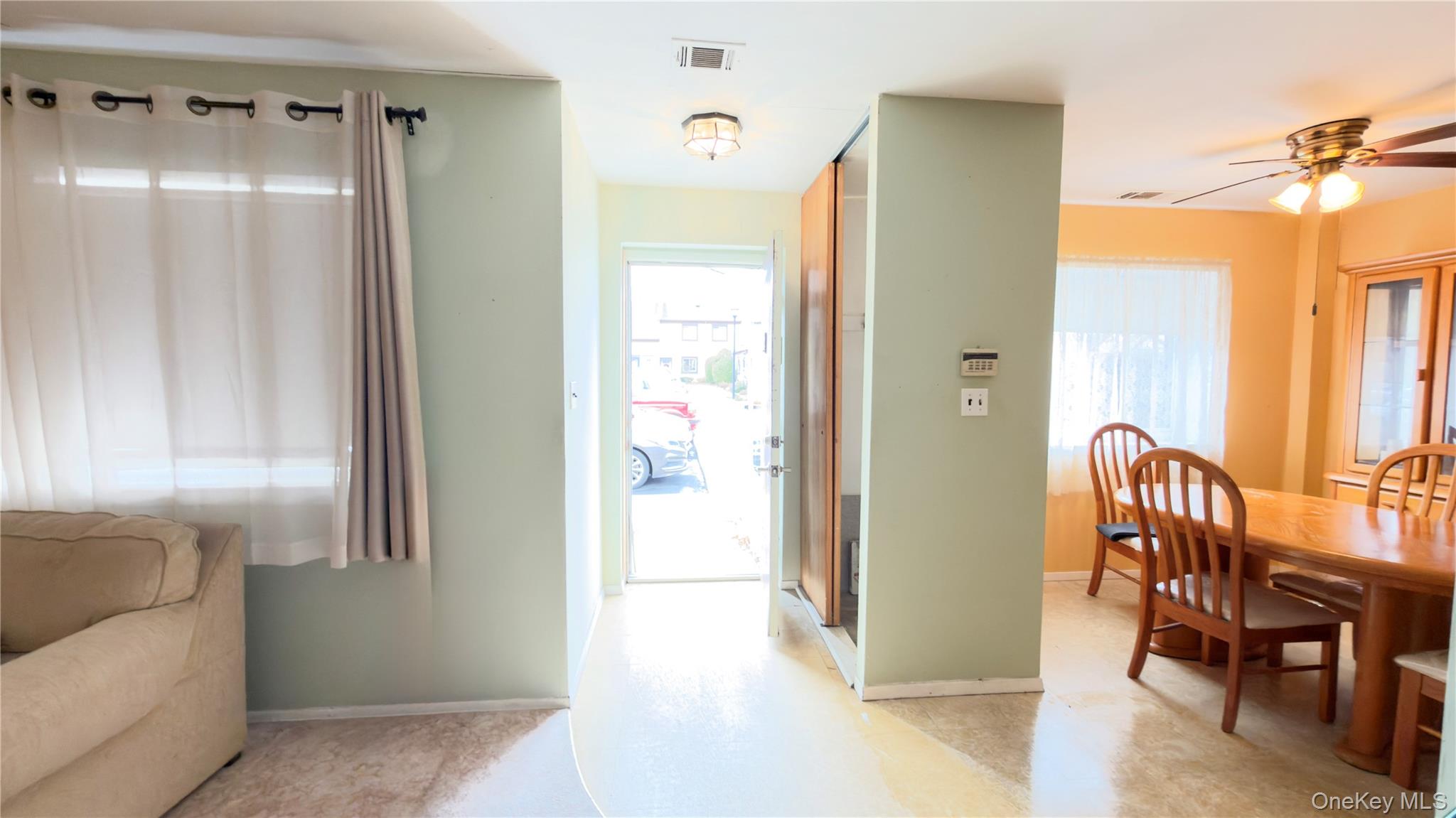 98 Whistler Court 98