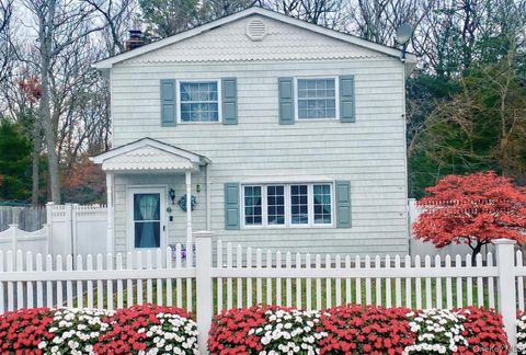 Homes For Sale - 171 Pauline Street<br/> Holbrook, NY 11741