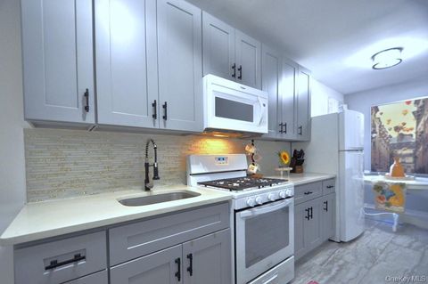 19 Abeel Street 2E Yonkers NY 10705