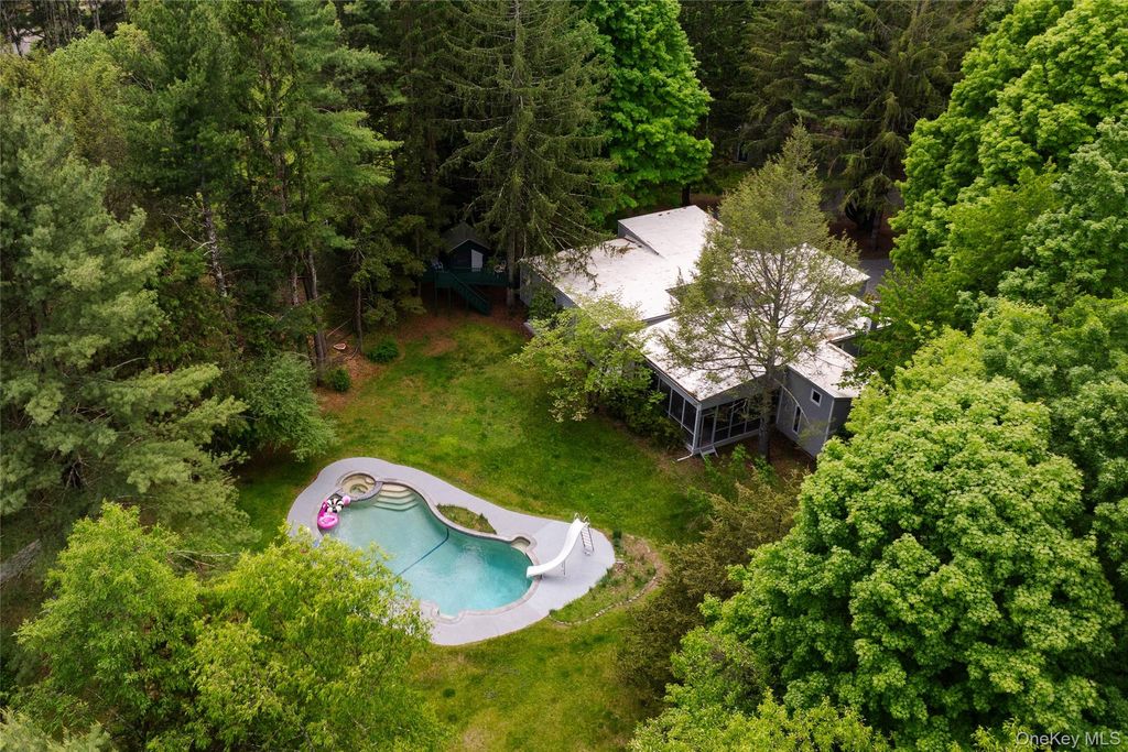 Photo of 41 Wittenberg Road, Bearsville, NY 12409 (MLS # 1028250)