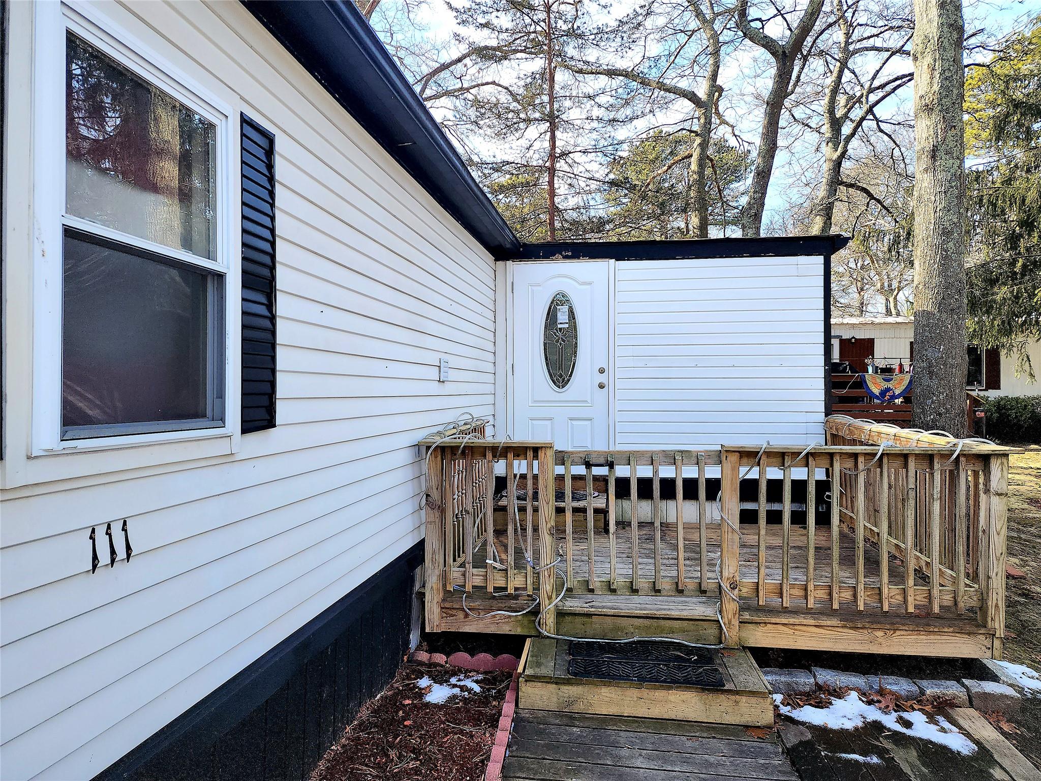 525 Riverleigh Avenue #111, Riverhead, New York image 1