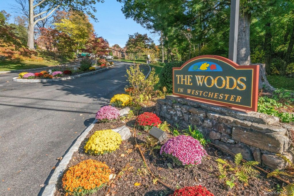Photo of 112 Woods Brooke Circle, Ossining, NY 10562 (MLS # 923994)
