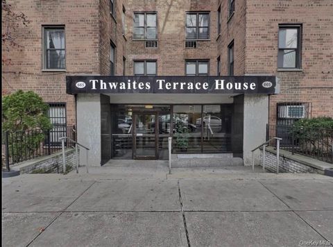 Homes For Sale - 665 Thwaites Place #5X<br/> Bronx County, Bronx, NY 10467