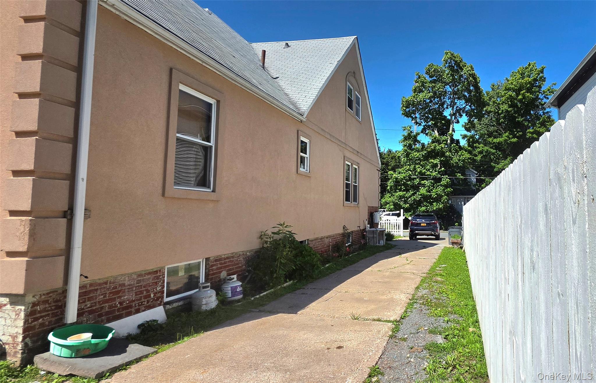 31 Cottage Street
