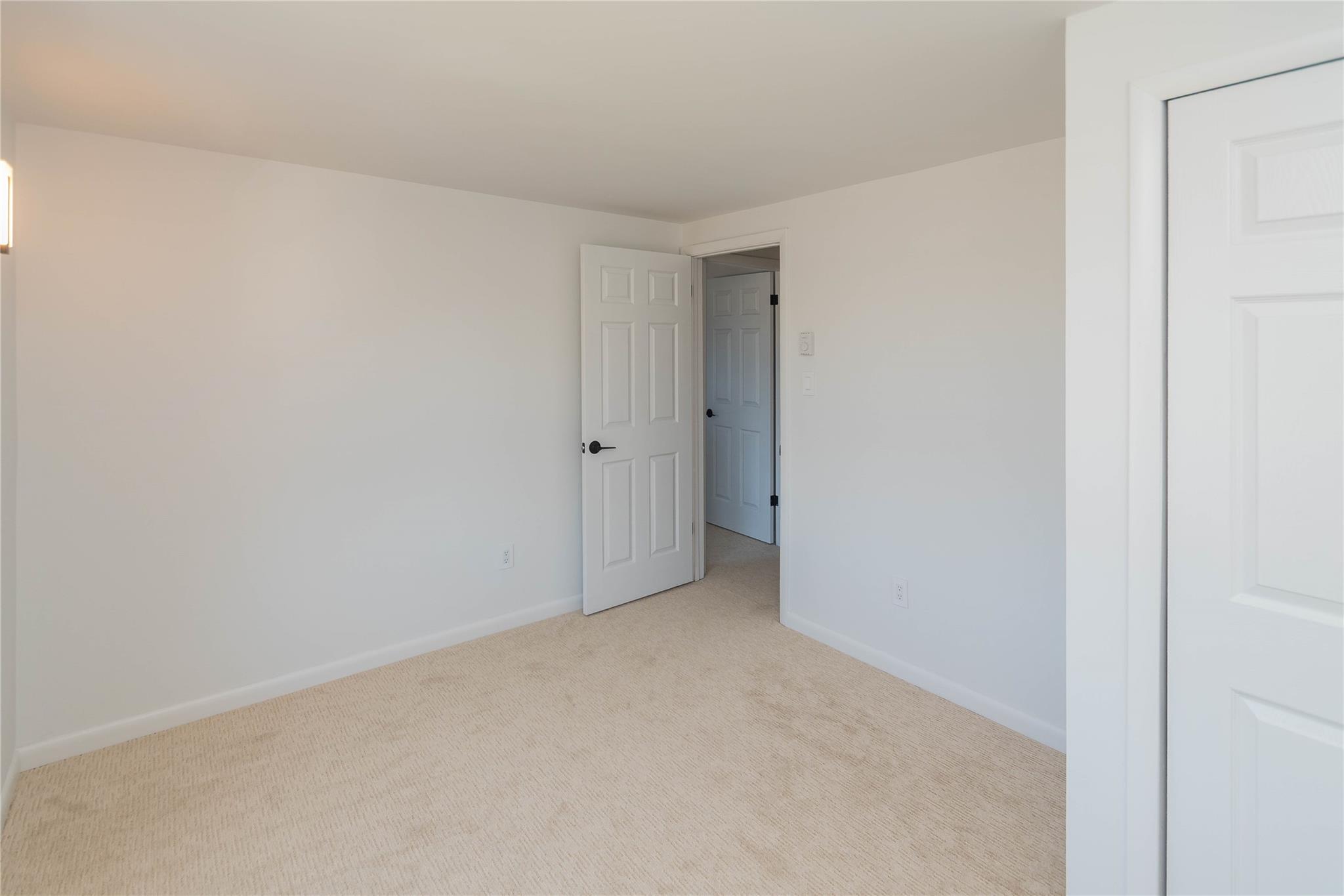 215 Fishkill Landing, Beacon, New York image 25