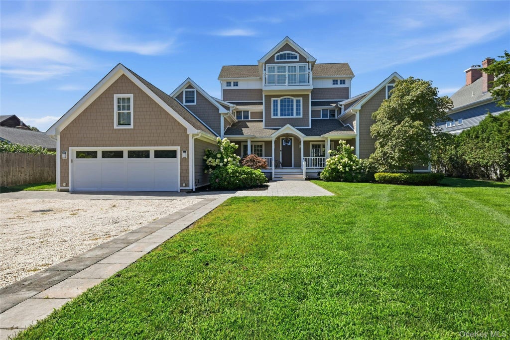 Photo of 255 Asharoken Avenue, Northport, NY 11768 (MLS # 1041856)