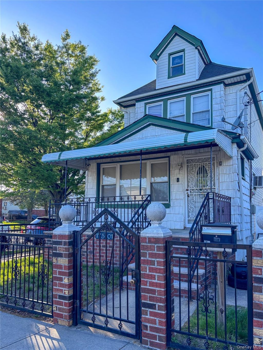 Photo of 17501 145th Drive, Rochdale, NY 11434 (MLS # 943553)