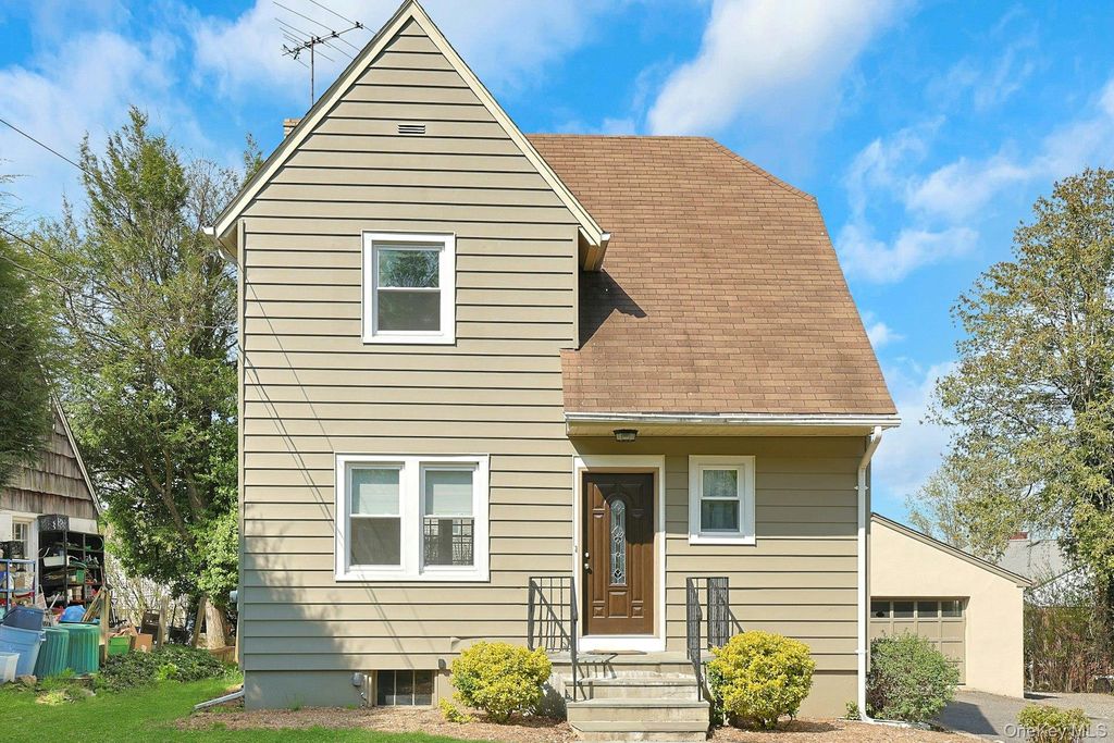 Photo of 175 Prospect Avenue, Valhalla, NY 10595 (MLS # 988374)