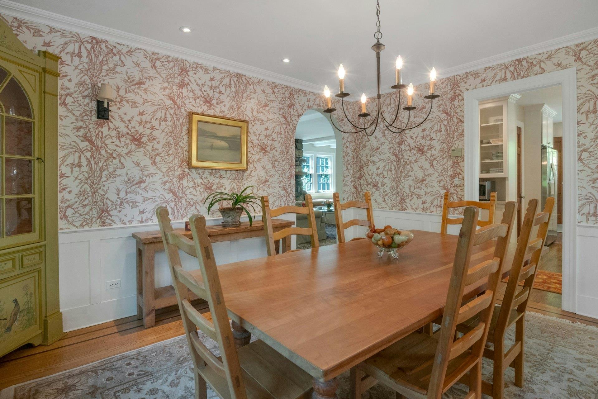 588 Scarborough Road, Briarcliff Manor, New York image 13
