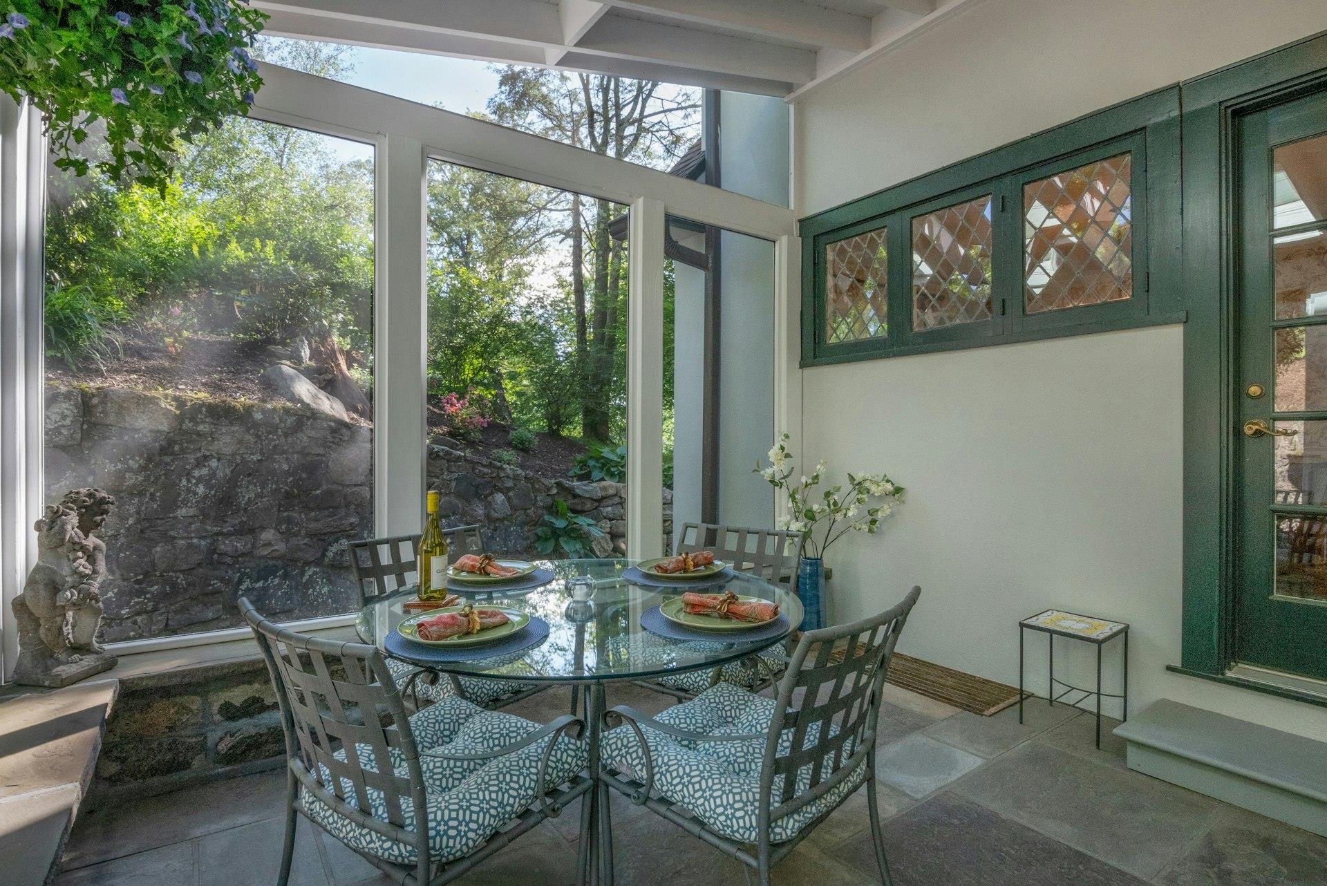 588 Scarborough Road, Briarcliff Manor, New York image 36