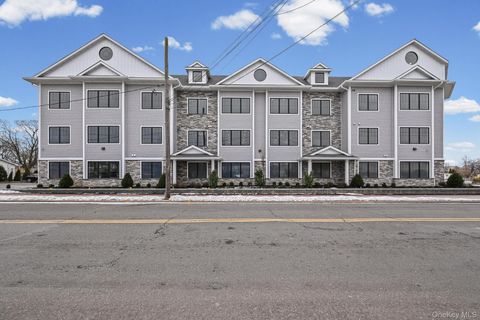 Apartment For Rent - 80 Division Street #3B<br/> Patchogue, NY 11772